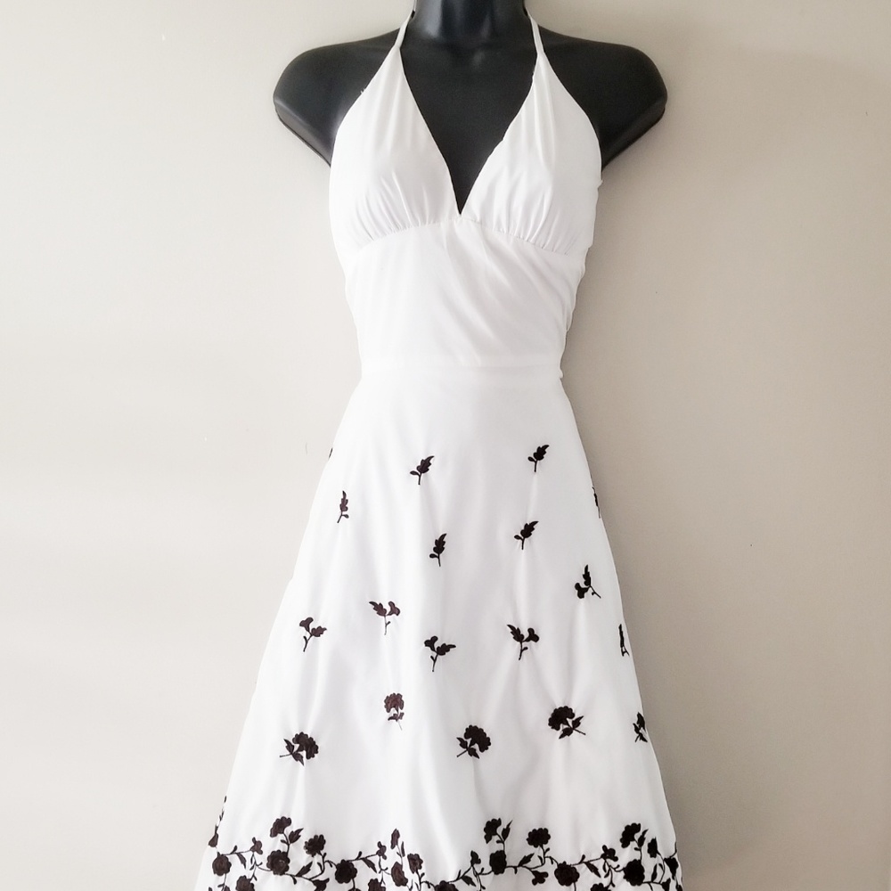 Beautiful White Flare Flower Dress